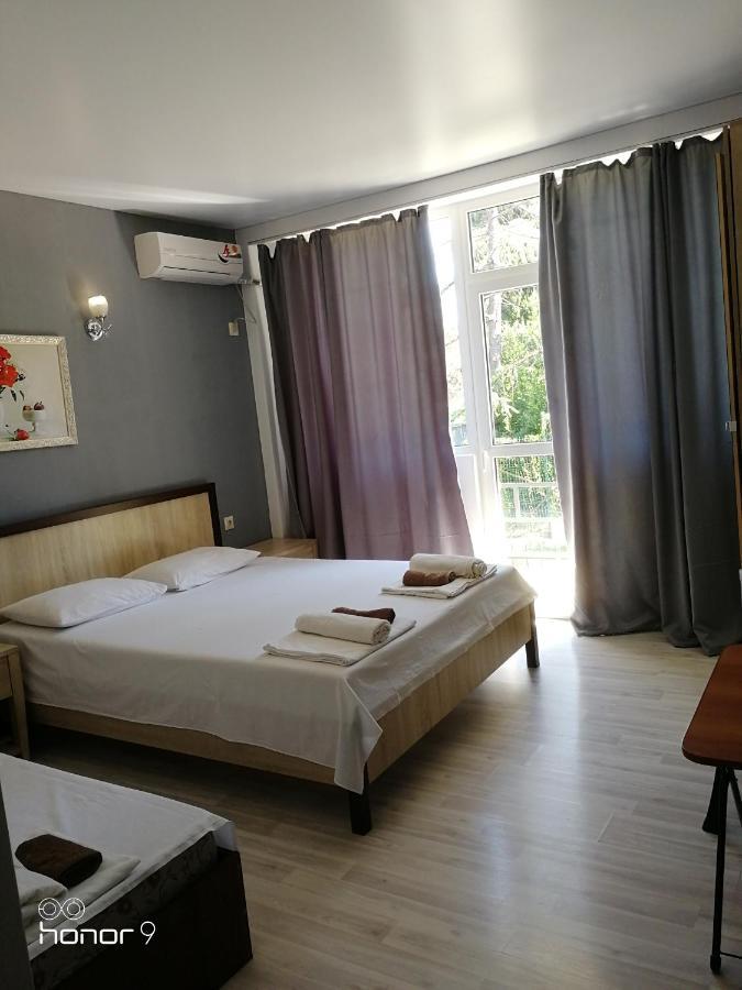 Hotel Mira New Athos Exteriér fotografie