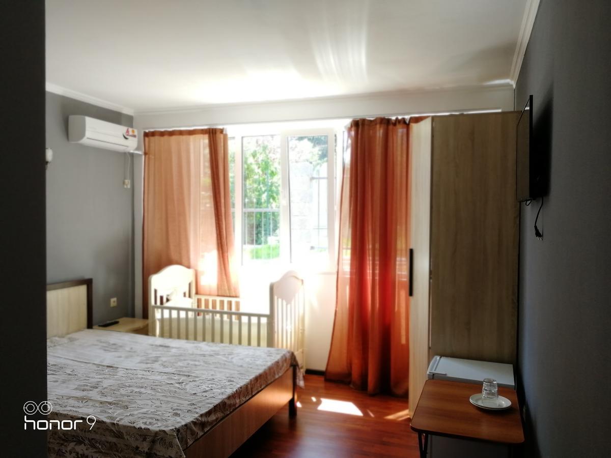 Hotel Mira New Athos Exteriér fotografie